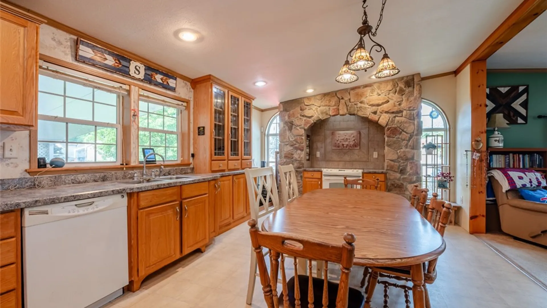 Property at 6286 Stillmeadow Way, Williamson, NY 14589 6