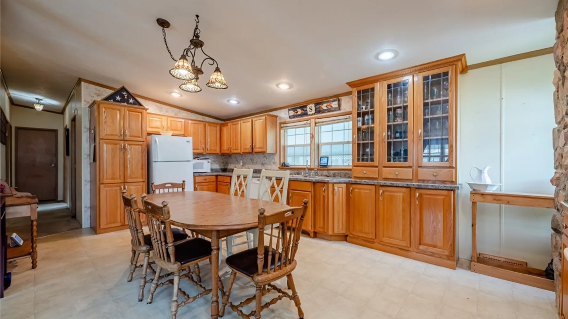 Property at 6286 Stillmeadow Way, Williamson, NY 14589 7