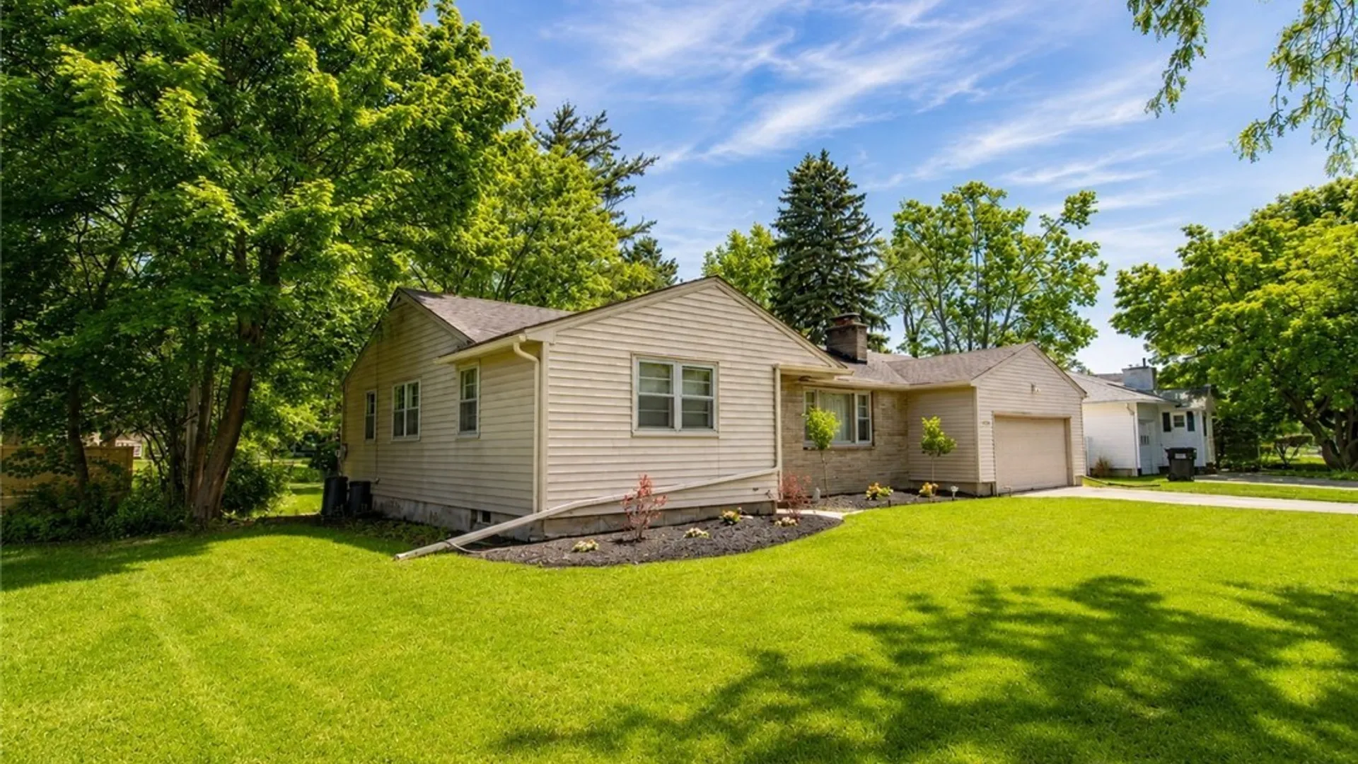 Property at 1330 Meadowbrook Drive, Syracuse, NY 13224 3