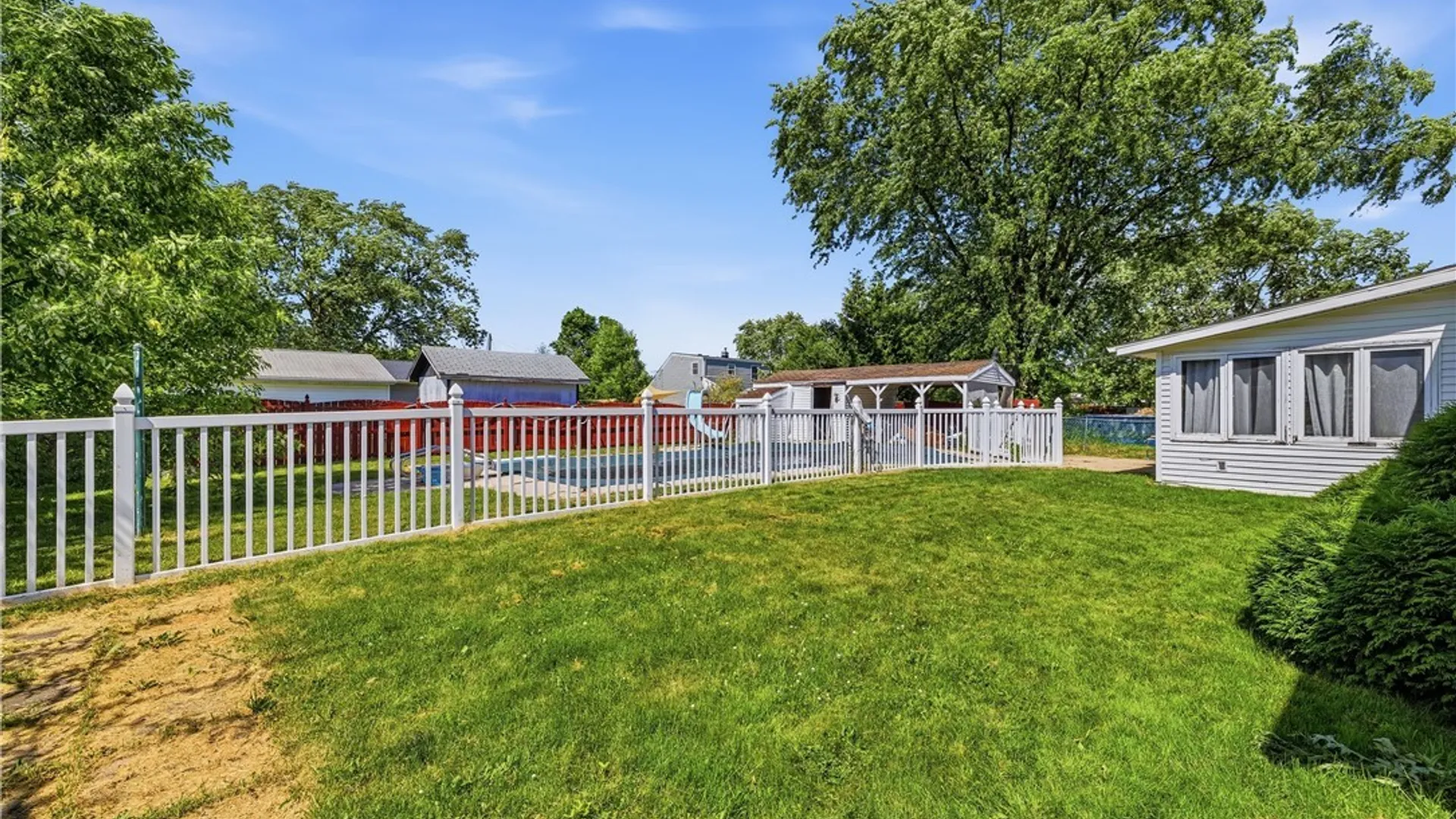 Property at 7416 Greenview Road, Niagara, NY 14304 8