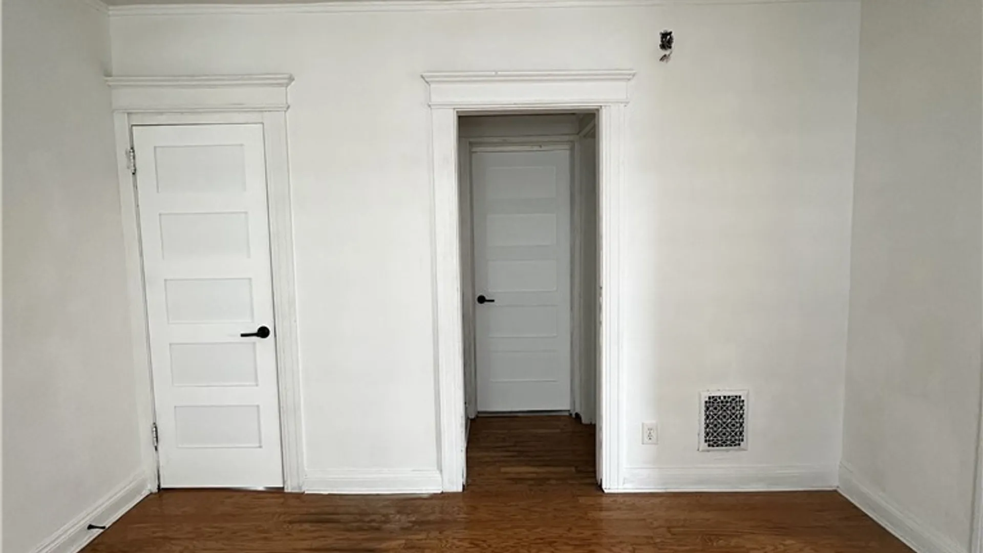 Property at 113 E Brighton Avenue, Syracuse, NY 13205 12
