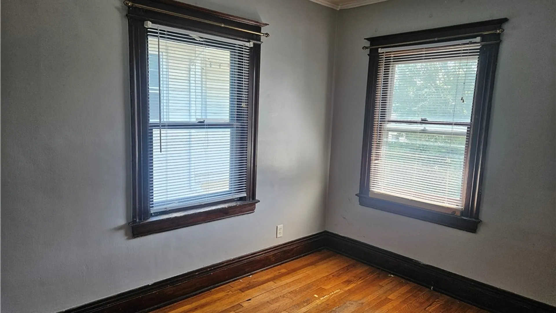 Property at 10 Regent Street, Rochester, NY 14607 4