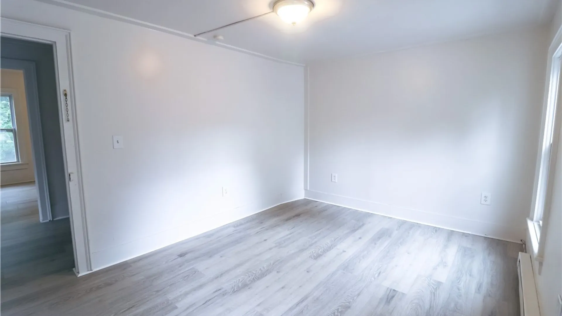 Property at 142 Warrington Road West, Syracuse, NY 13205 18