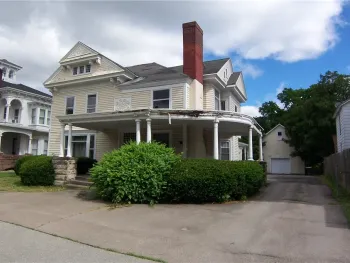 Property at 117 W Main St, Palmyra, NY 14522