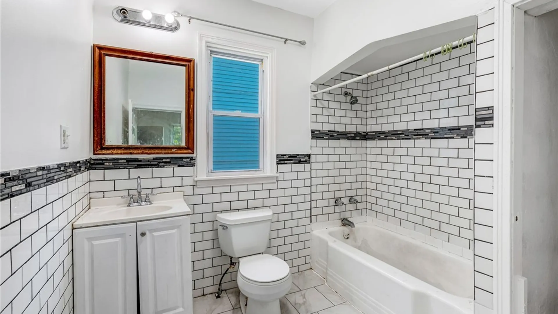 Property at 66 Schmarbeck Avenue, Buffalo, NY 14212 22
