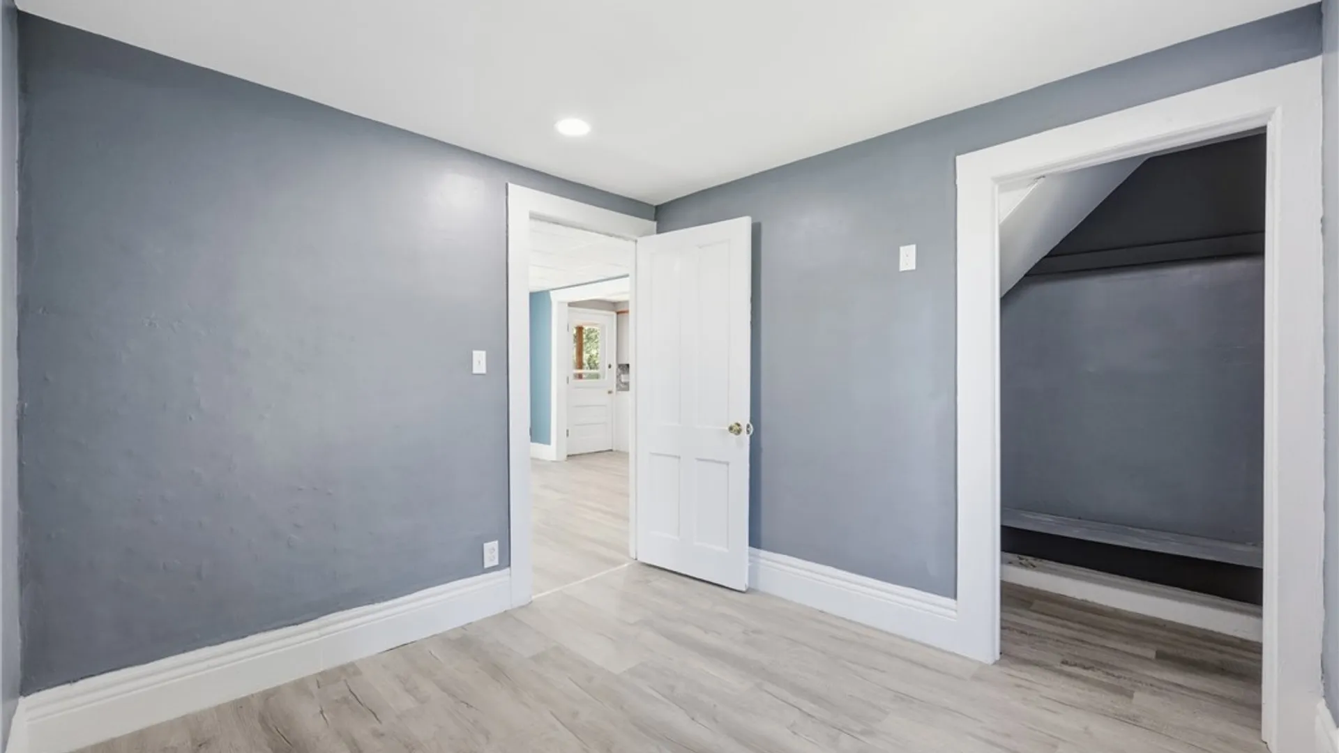 Property at 105 Garfield Street, Holland, NY 14080 22