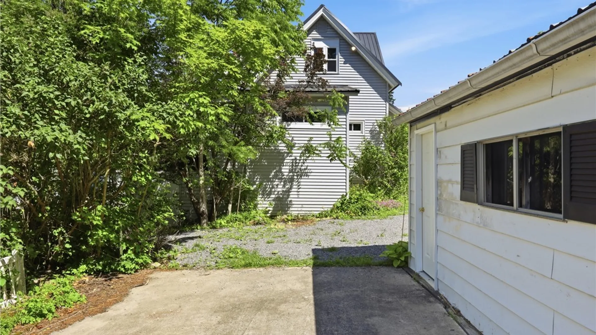 Property at 105 Garfield Street, Holland, NY 14080 48