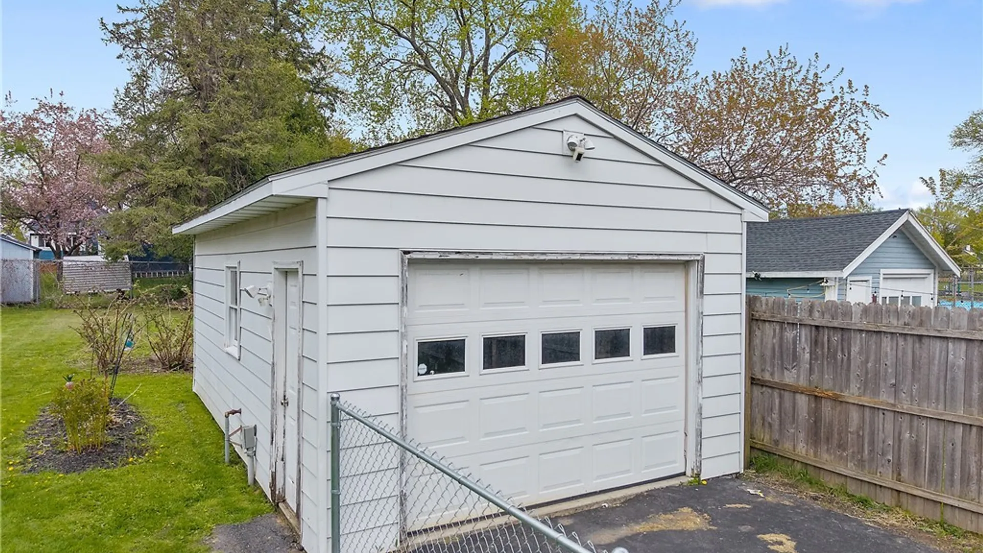 Property at 226 Richfield Boulevard, Salina, NY 13211 25