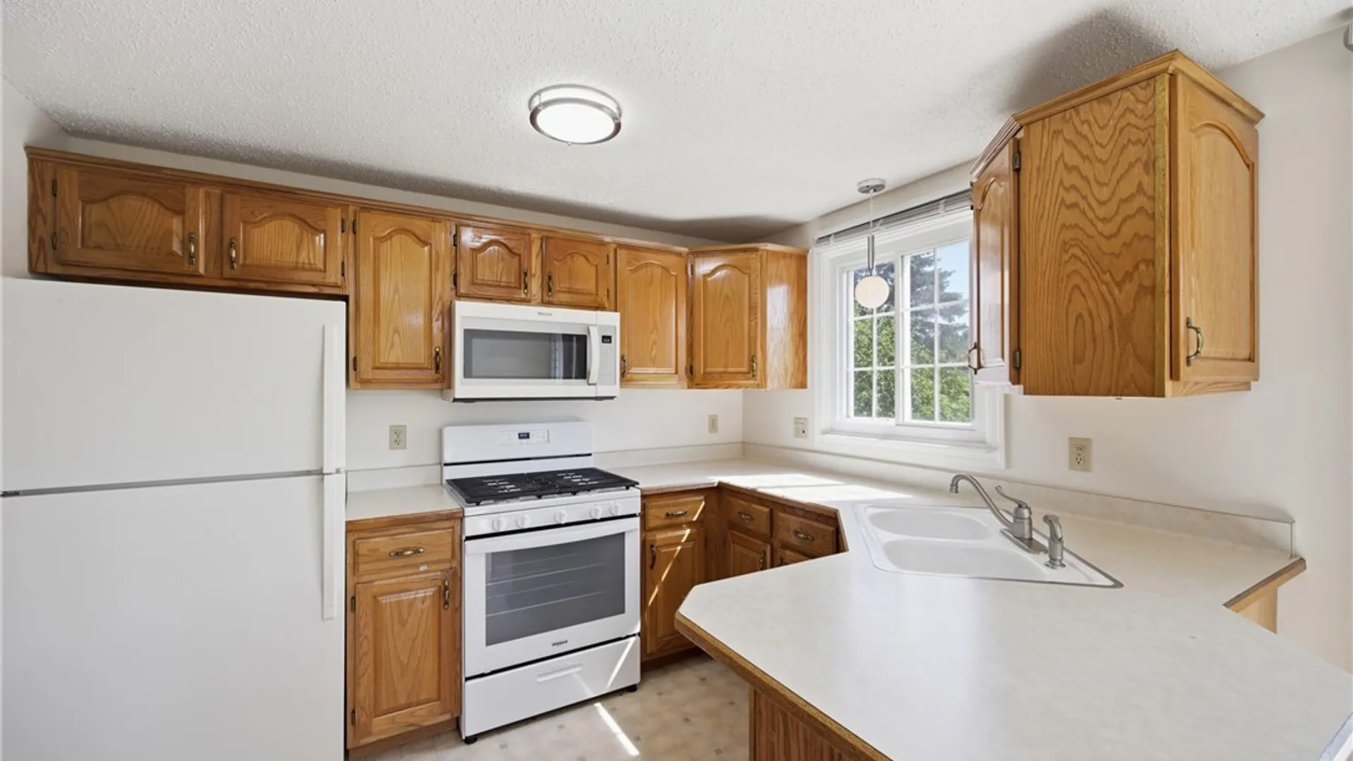 Property at 49 Thornwood Drive, Cheektowaga, NY 14227 8