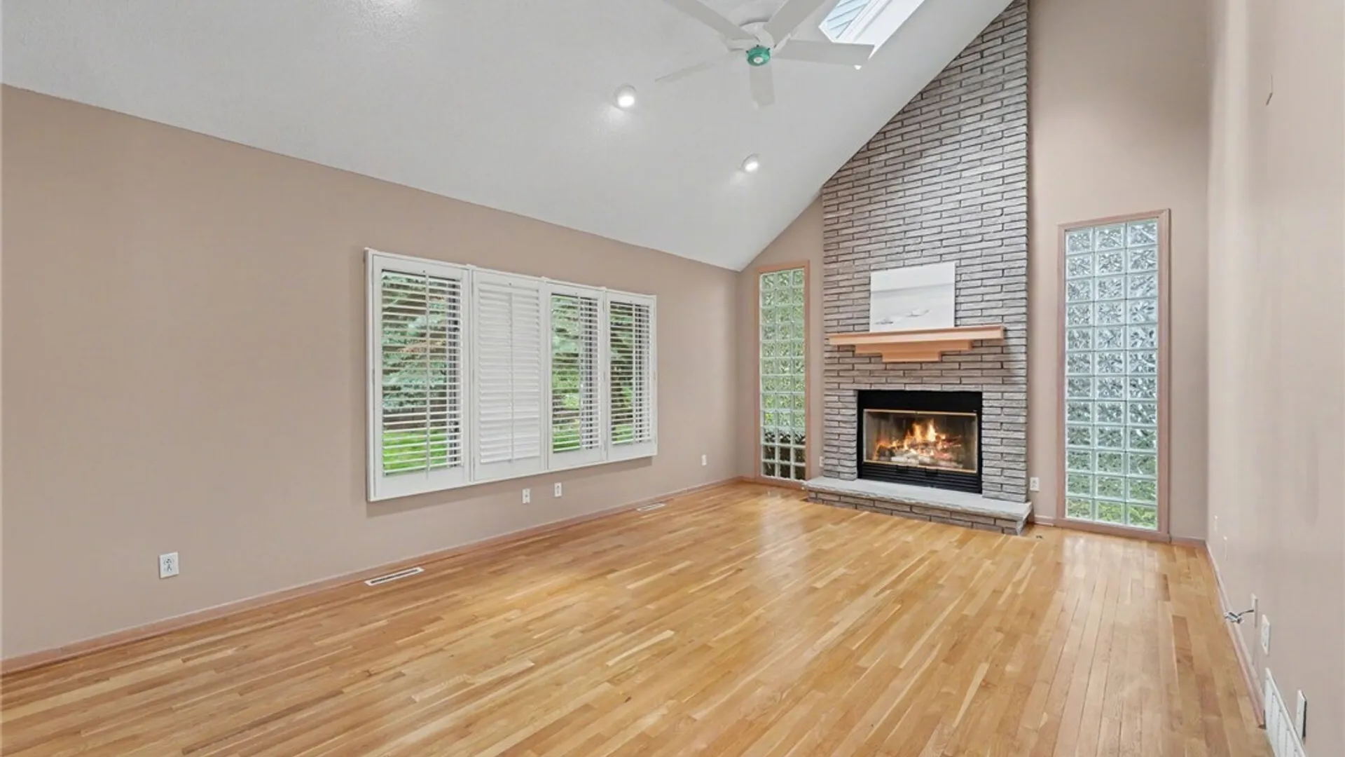 Property at 32 Vassar Drive, Amherst, NY 14068 16