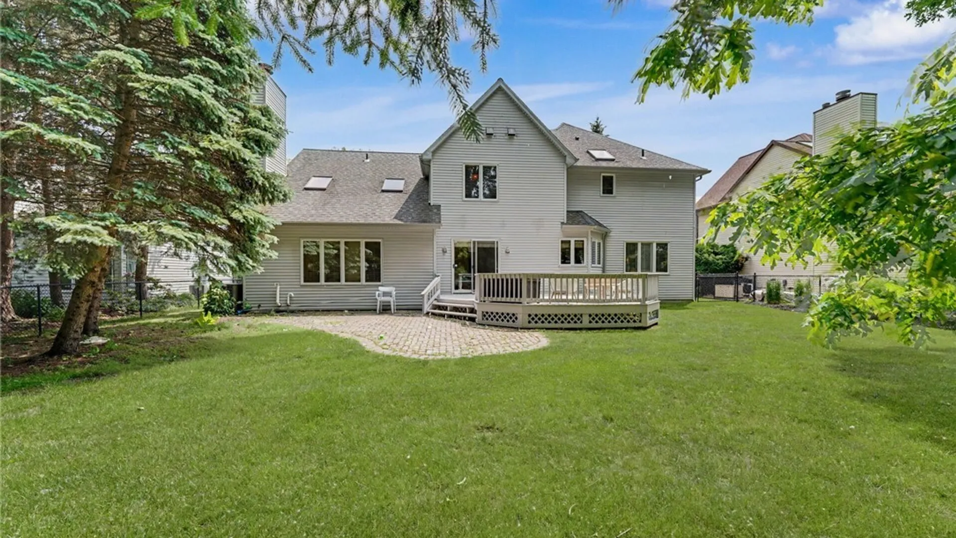 Property at 32 Vassar Drive, Amherst, NY 14068 46