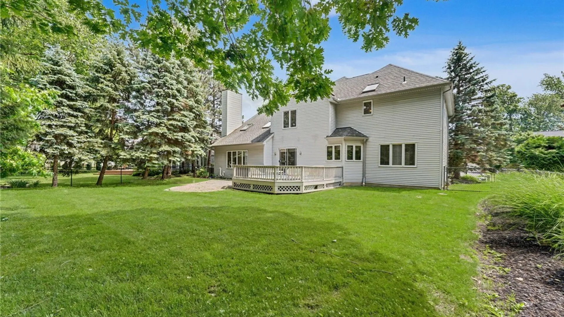 Property at 32 Vassar Drive, Amherst, NY 14068 47