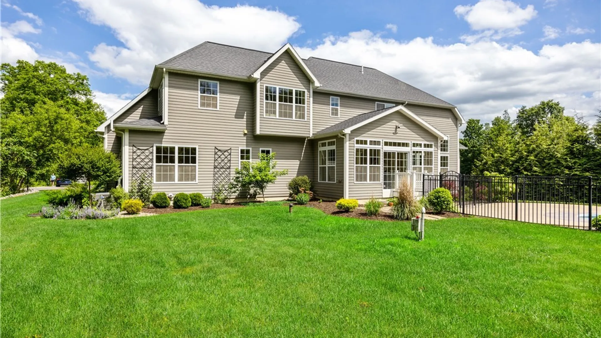 Property at 4373 Chickadee Circle, Onondaga, NY 13215 6