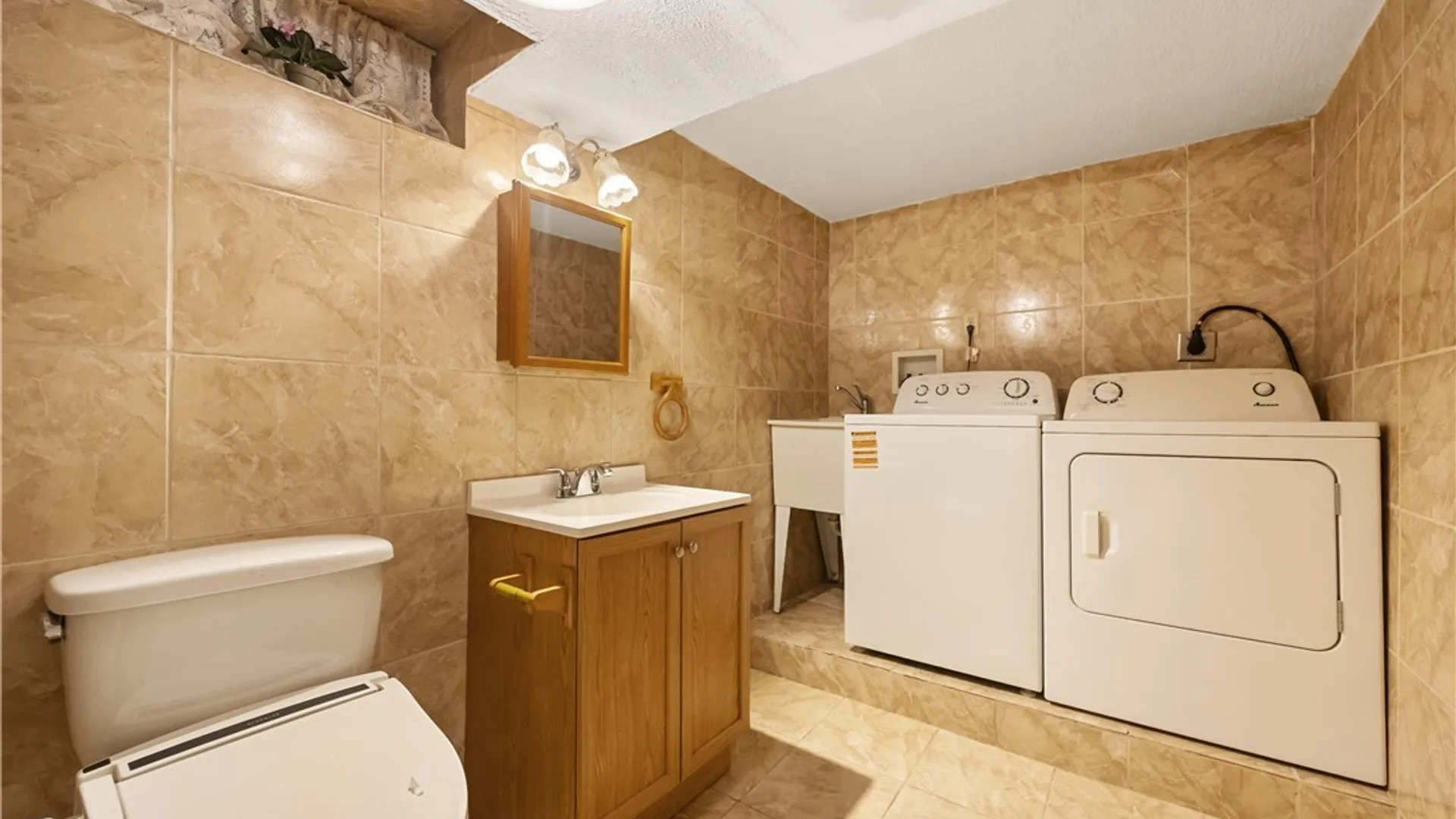 Property at 617 Plymouth Avenue, Salina, NY 13211 26