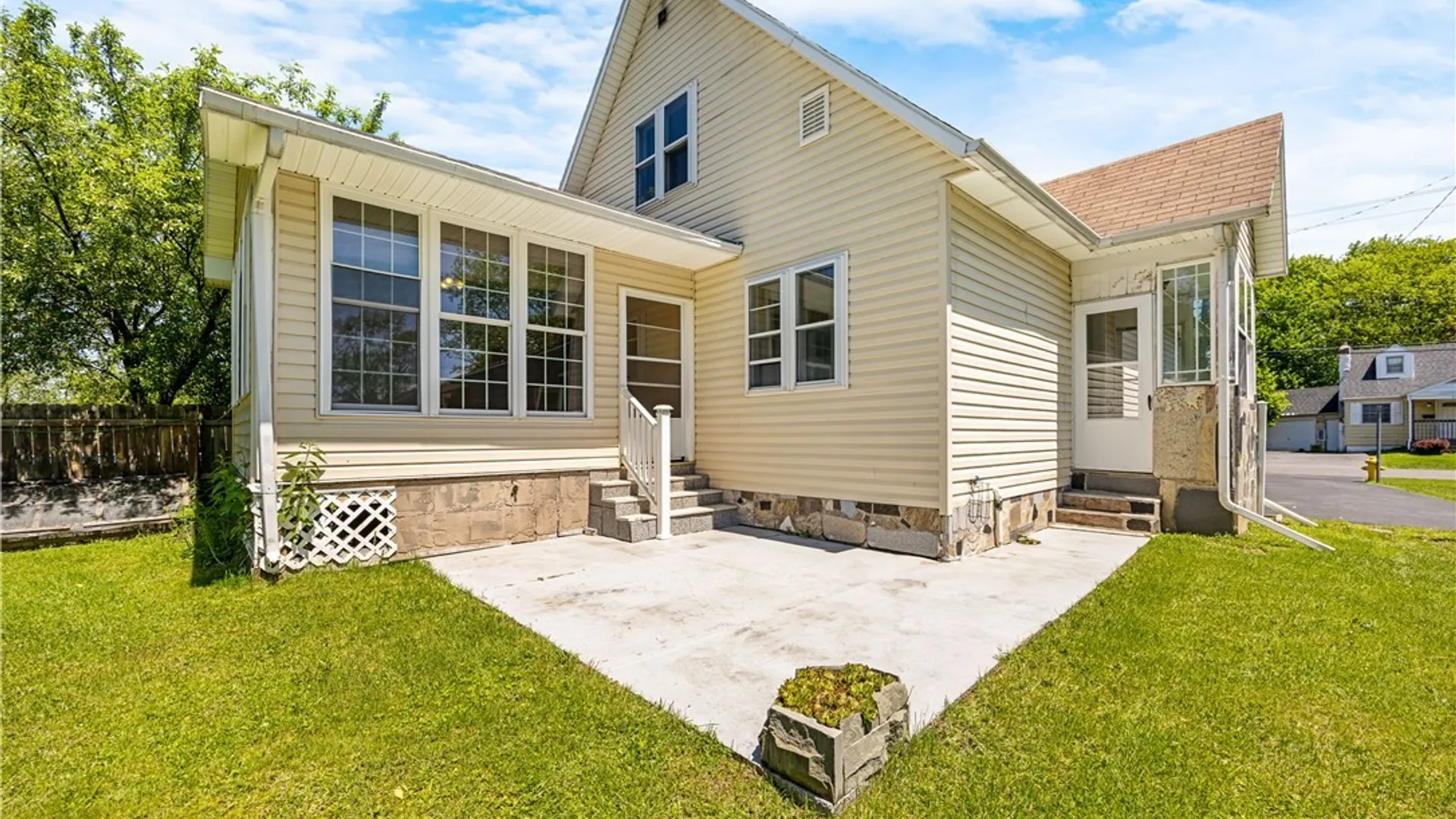Property at 617 Plymouth Avenue, Salina, NY 13211 28