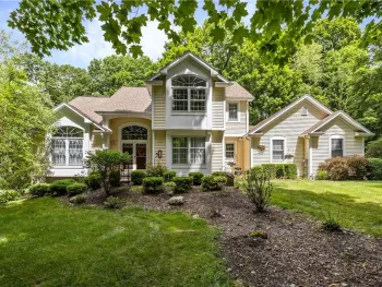 Property at 41 Hawks View, Mendon, NY 14472