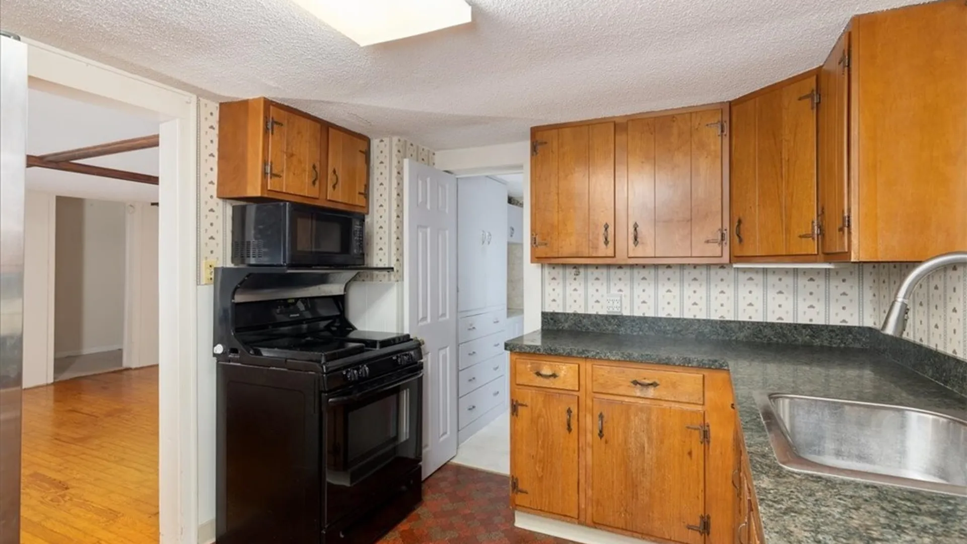 Property at 6168 Mckinley Parkway, Hamburg, NY 14075 12
