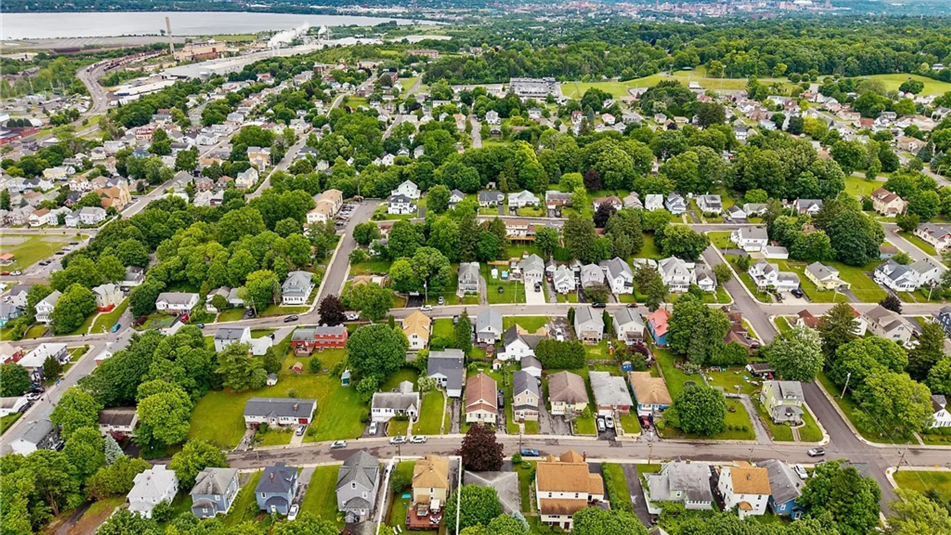 Property at 318 Lionel Avenue, Geddes, NY 13209 46