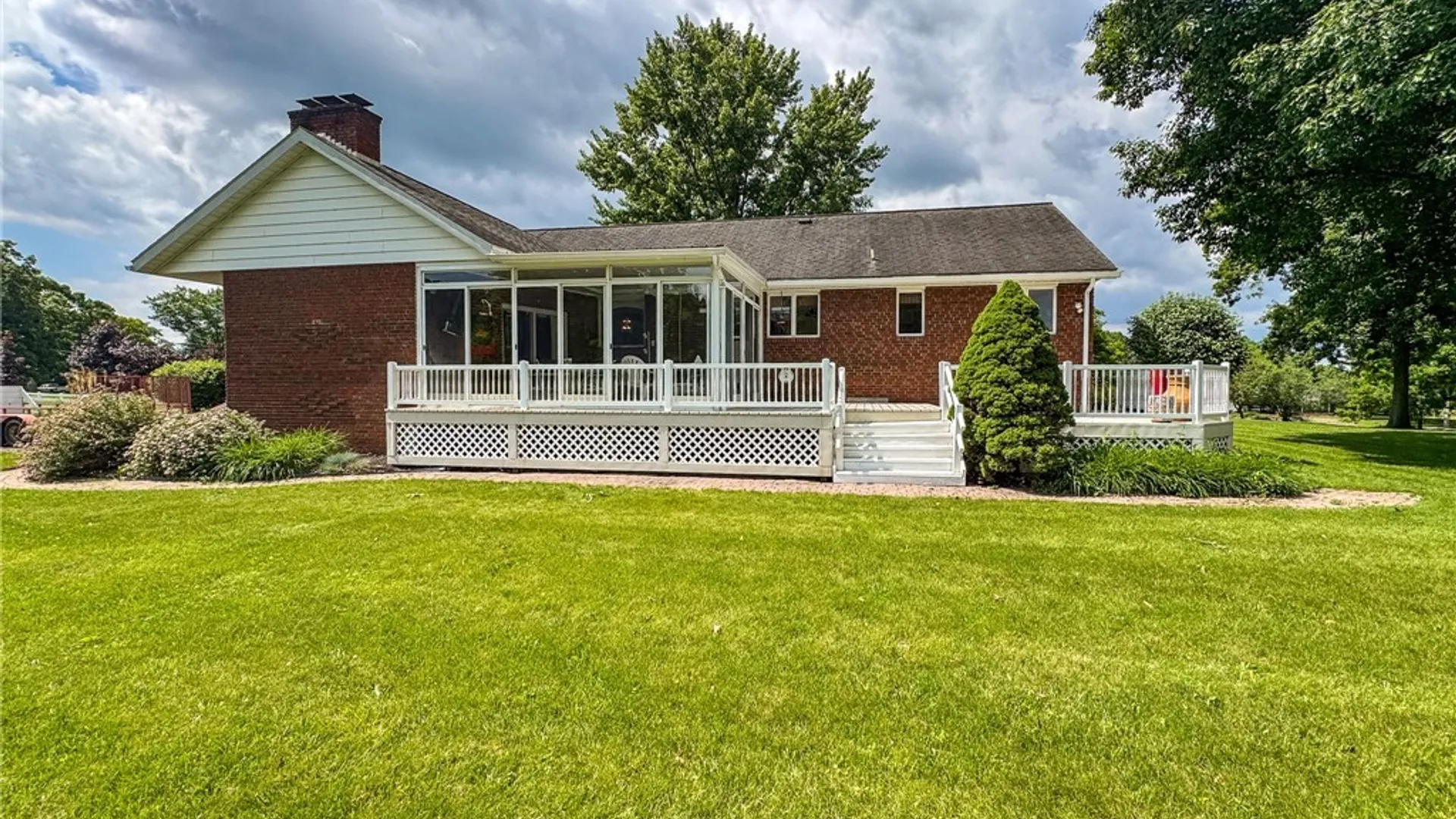Property at 5862 State Route 90, Aurelius, NY 13034 5