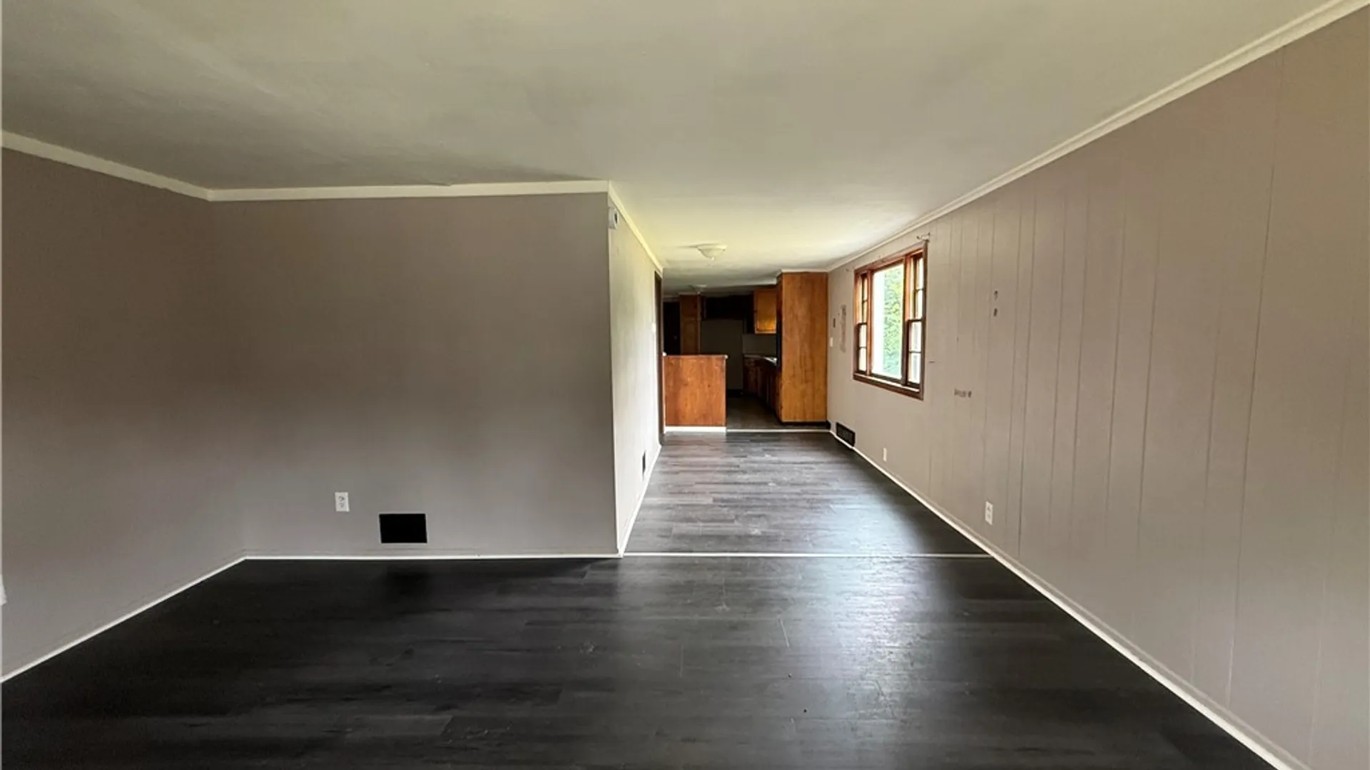 Property at 52 Langmeyer Avenue, Buffalo, NY 14215 4