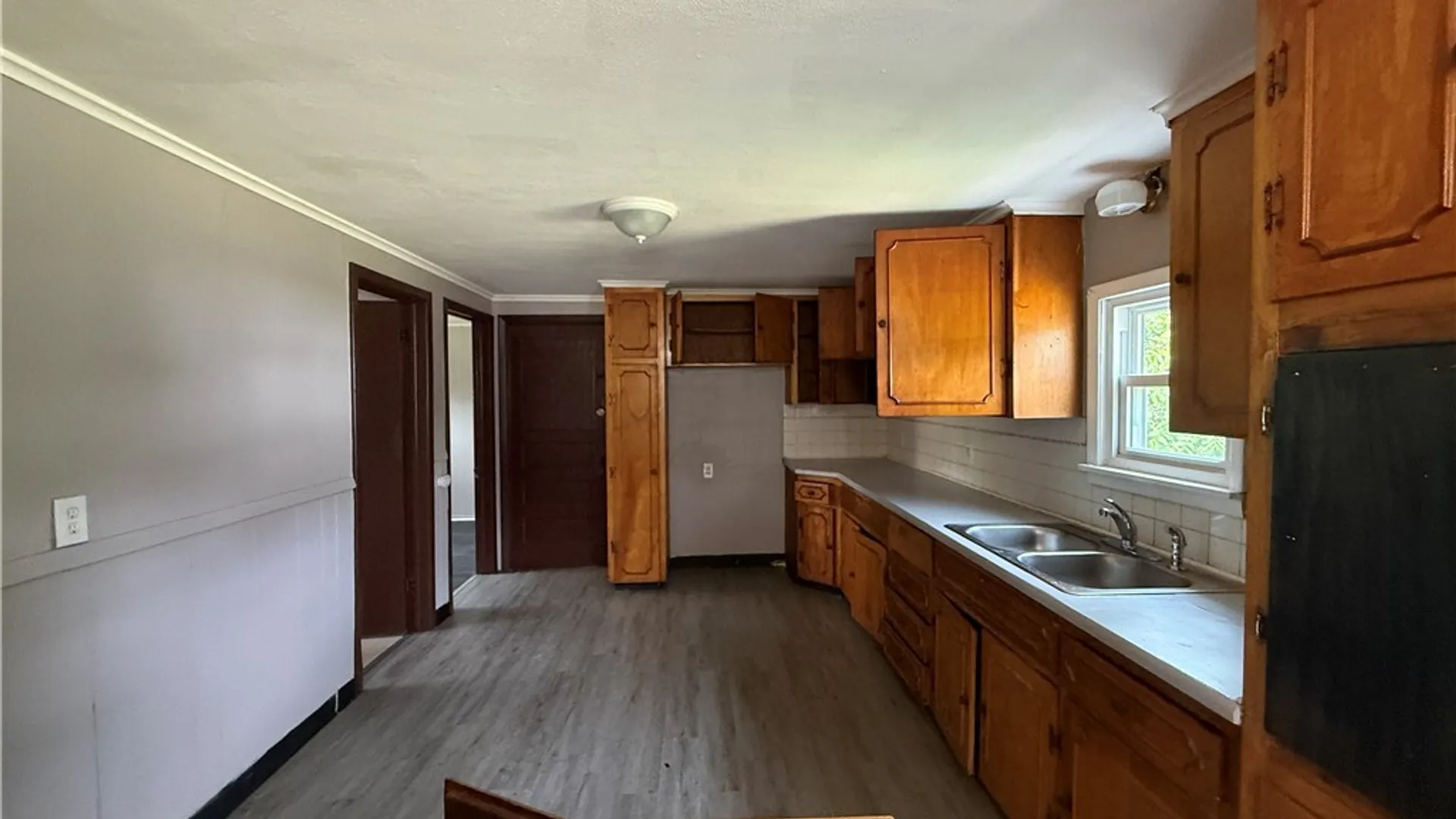 Property at 52 Langmeyer Avenue, Buffalo, NY 14215 11