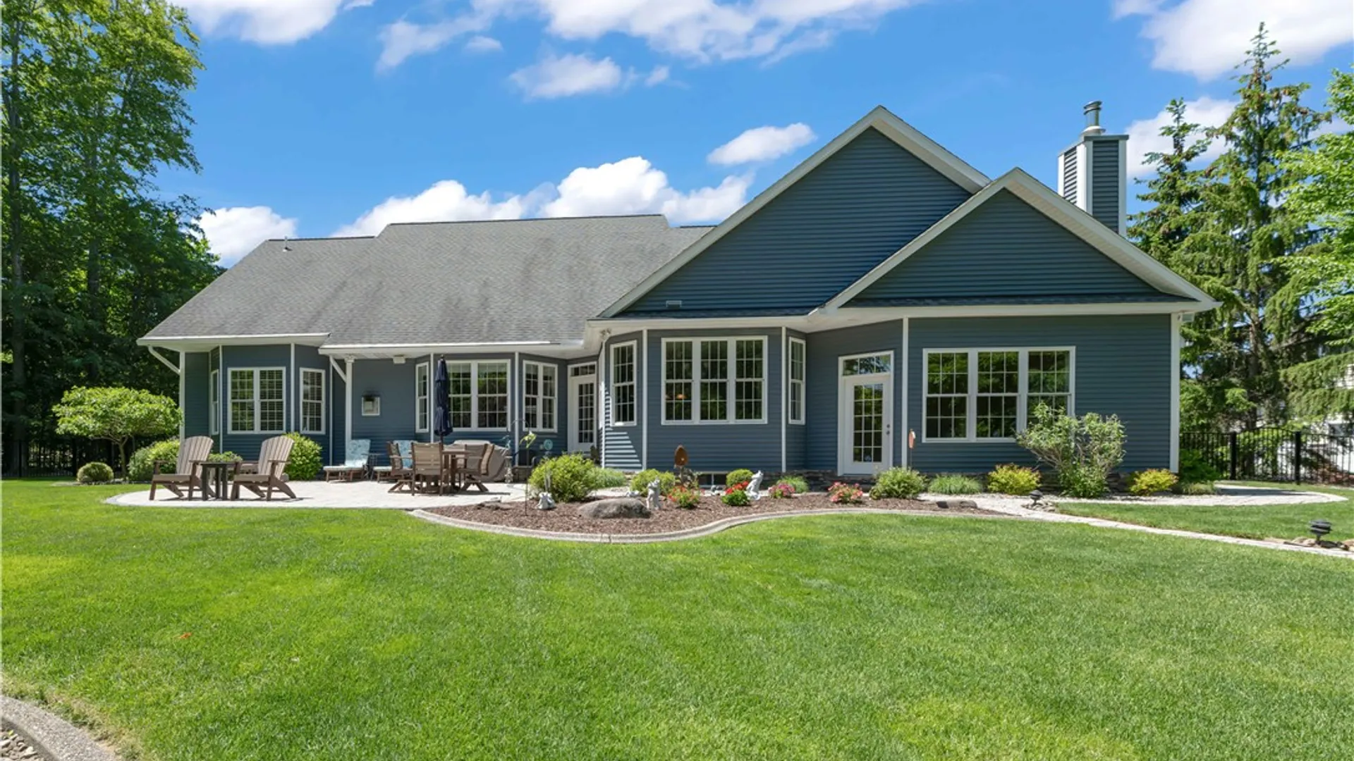 Property at 24 Whisper Creek Court, Greece, NY 14626 4