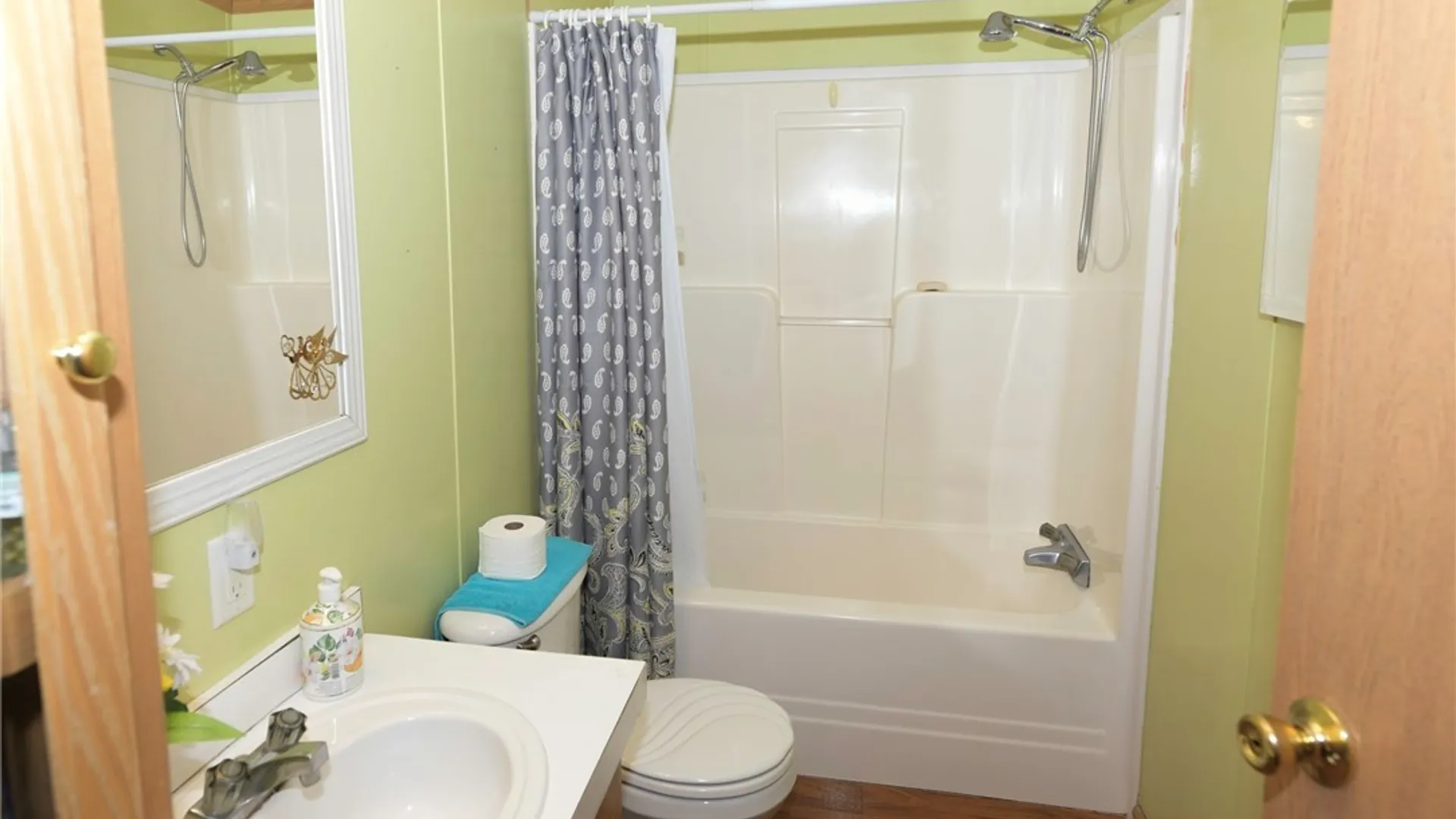 Property at 4008 Seneca Parkway, Niagara, NY 14304 16
