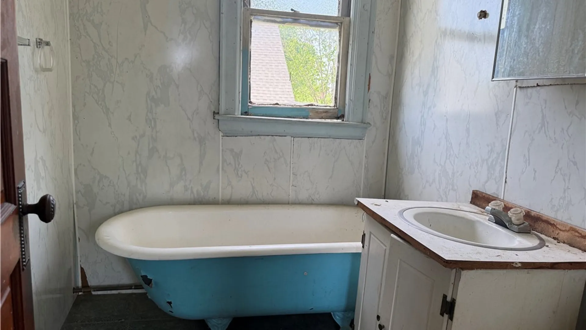 Property at 79 Montana Avenue, Buffalo, NY 14211 6