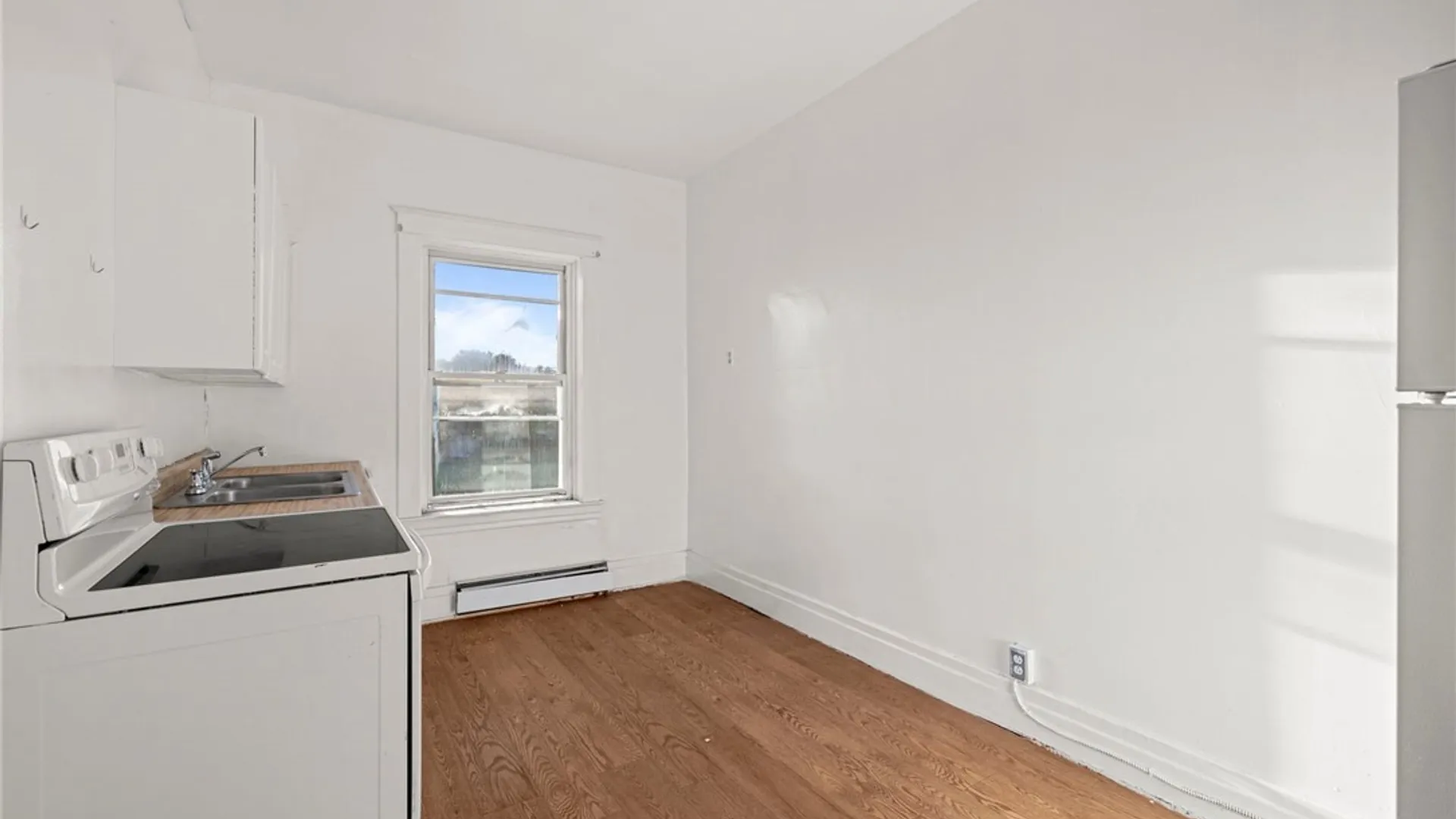 Property at 1104 Niagara Street, Niagara Falls, NY 14303 20