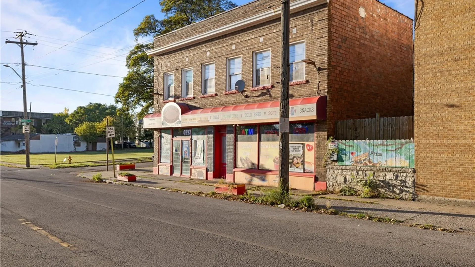 Property at 1104 Niagara Street, Niagara Falls, NY 14303 3