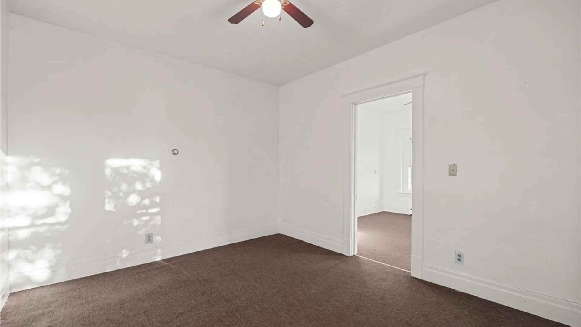 Property at 1104 Niagara Street, Niagara Falls, NY 14303 13