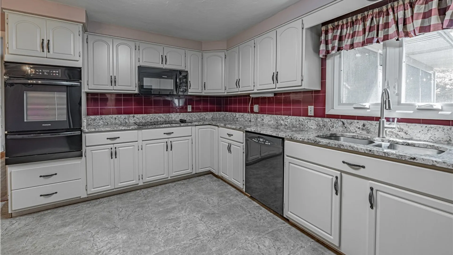 Property at 6140 Corwin Avenue, Newfane, NY 14108 14