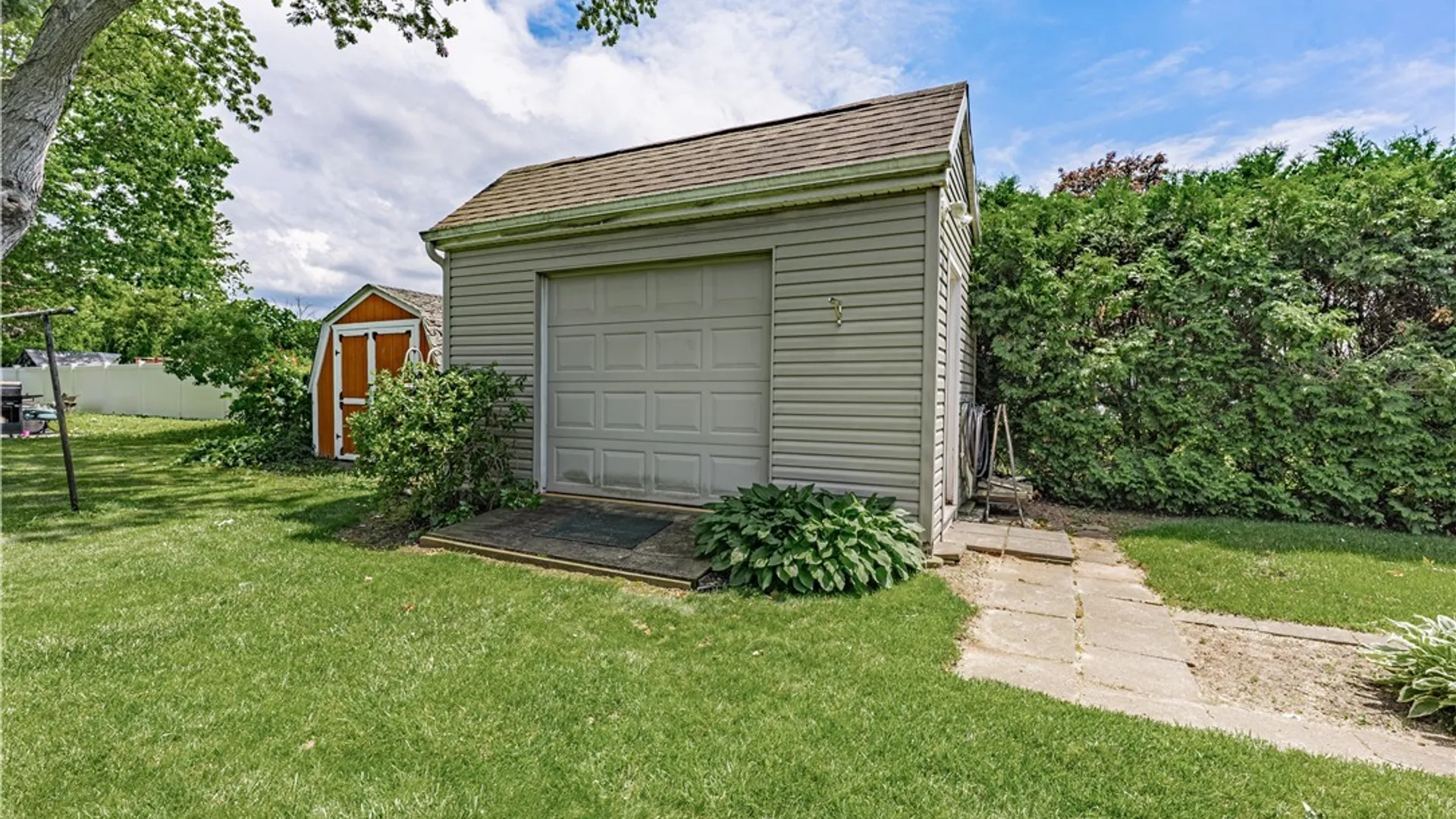 Property at 6140 Corwin Avenue, Newfane, NY 14108 44