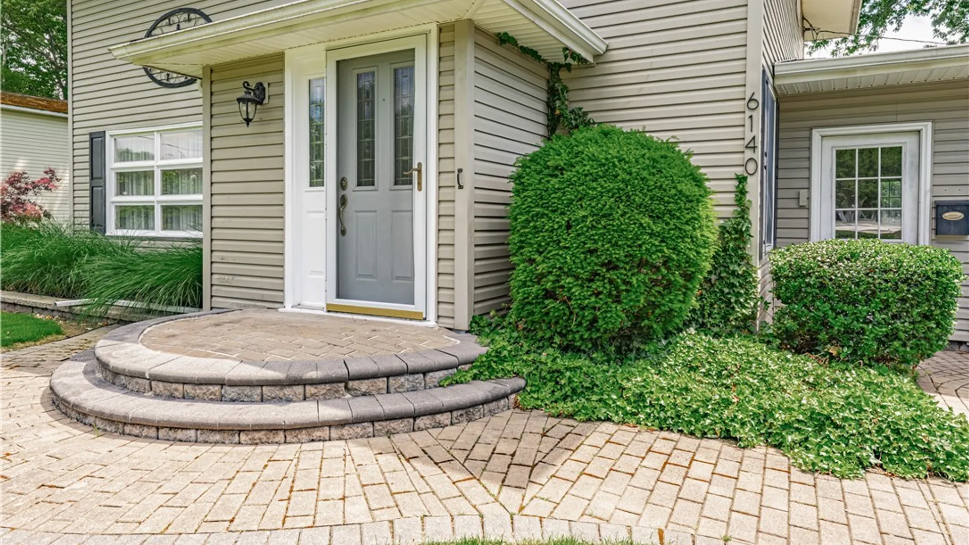 Property at 6140 Corwin Avenue, Newfane, NY 14108 4
