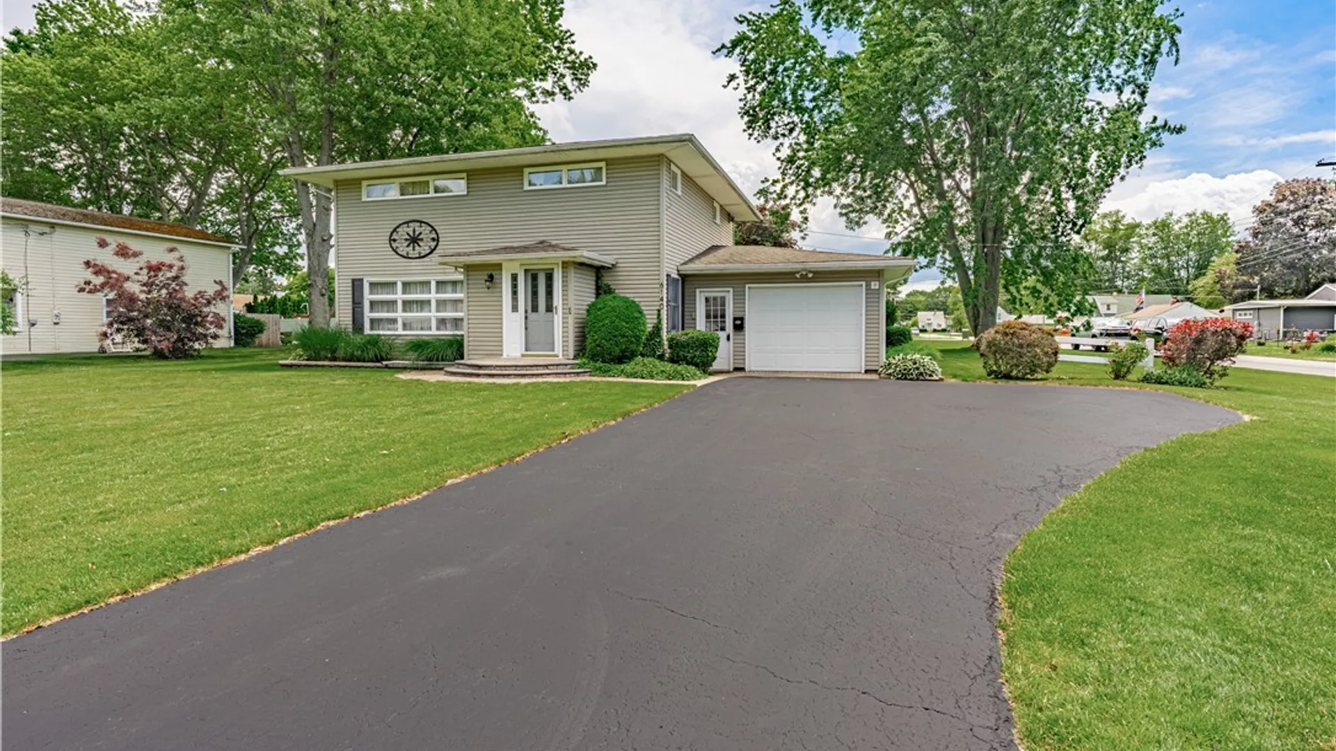 Property at 6140 Corwin Avenue, Newfane, NY 14108 5
