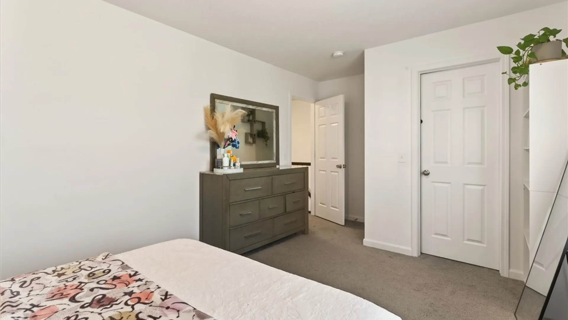 Property at 28 Gage Gardens, Chili, NY 14428 21