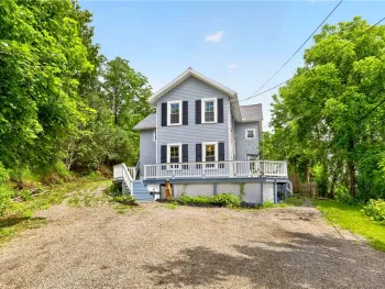 Property at 7810 State Route 21, Naples, NY 14512