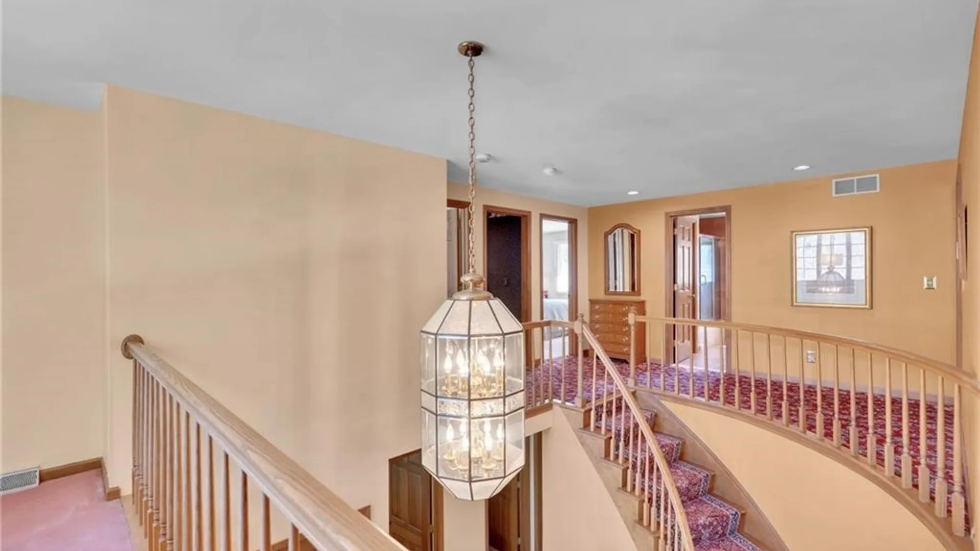 Property at 11 Stratford Court, Amherst, NY 14051 23
