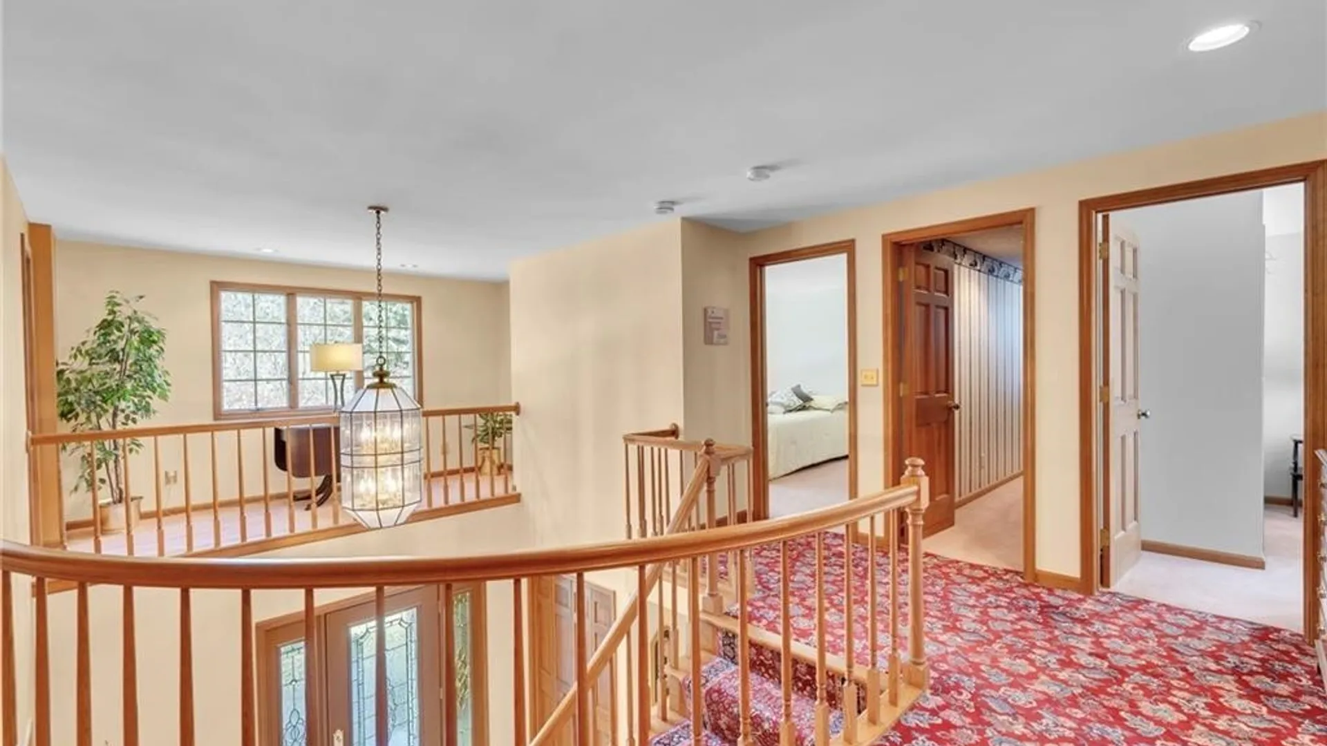 Property at 11 Stratford Court, Amherst, NY 14051 24