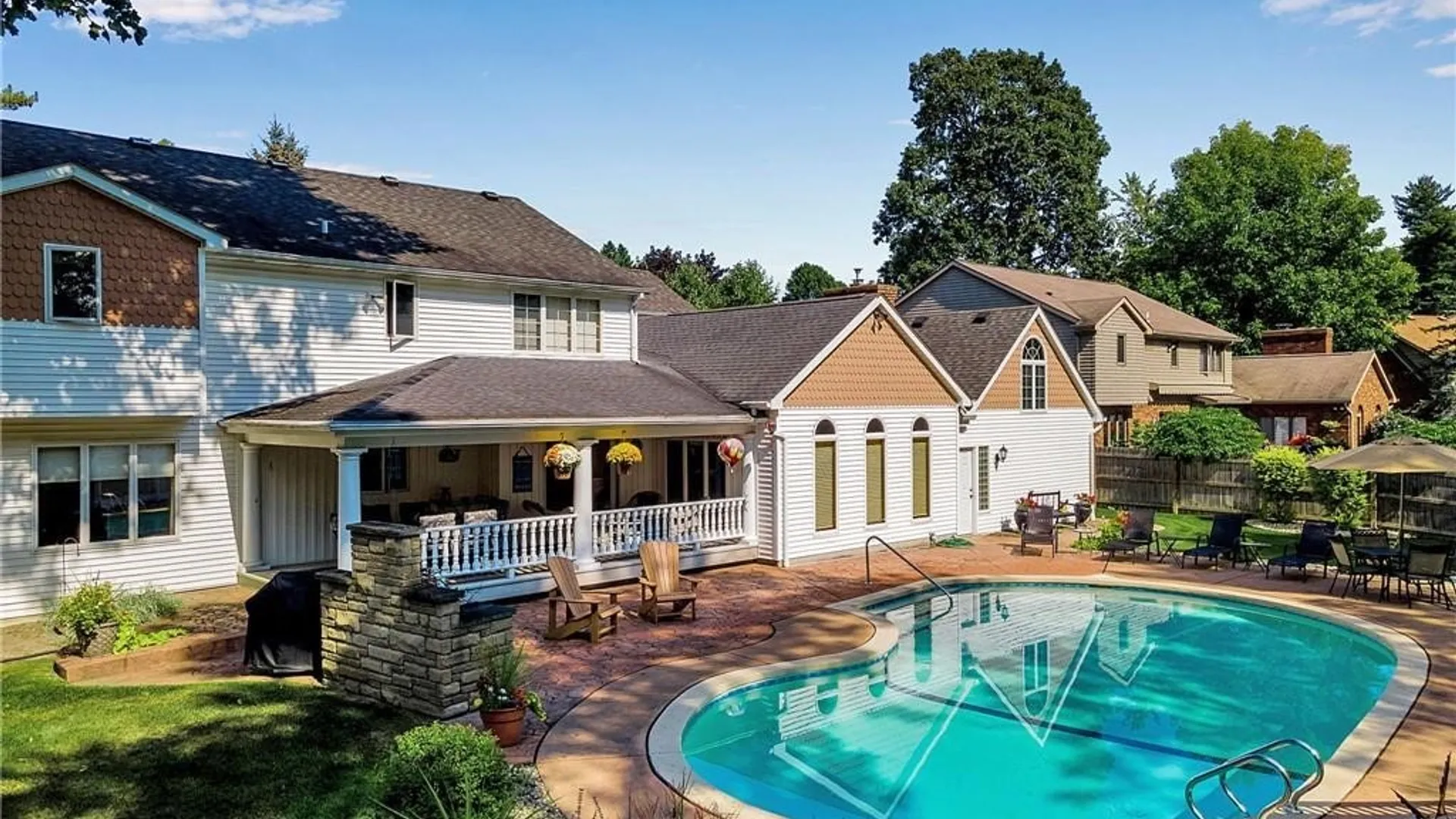 Property at 11 Stratford Court, Amherst, NY 14051 39