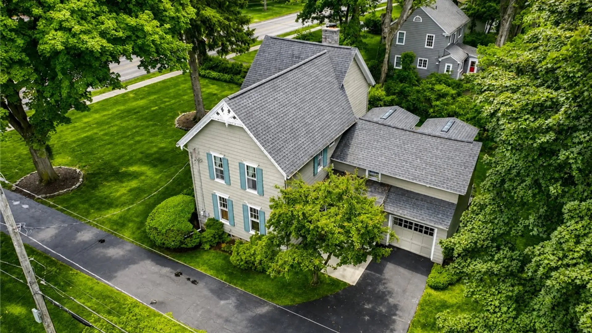 Property at 1479 Creek Street, Penfield, NY 14625 3