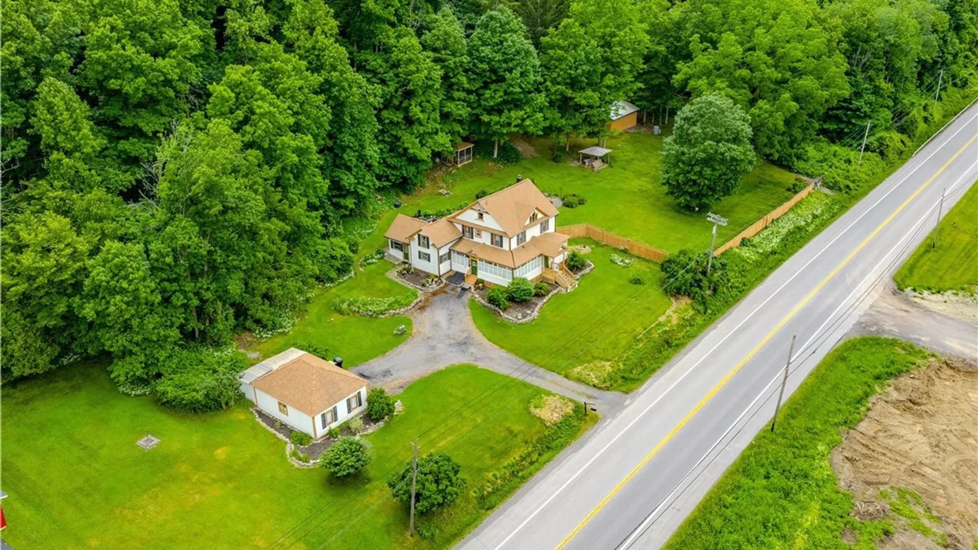 Property at 8806 State Route 5, Manlius, NY 13037 42