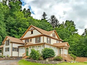 Property at 8806 State Route 5, Manlius, NY 13037
