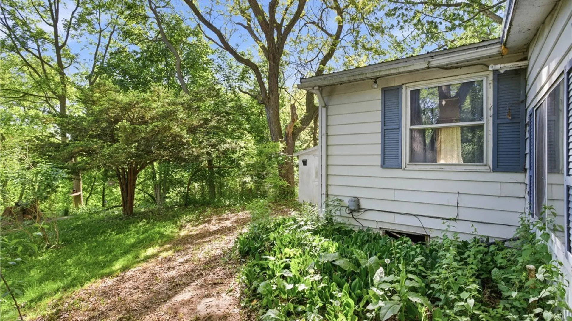 Property at 4 Valley View Drive, Batavia, NY 14020 25