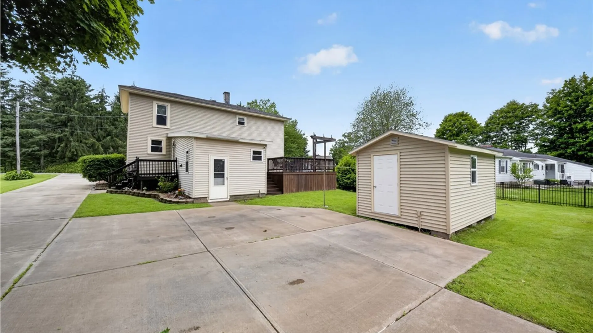 Property at 910 County Route 25, Minetto, NY 13126 36