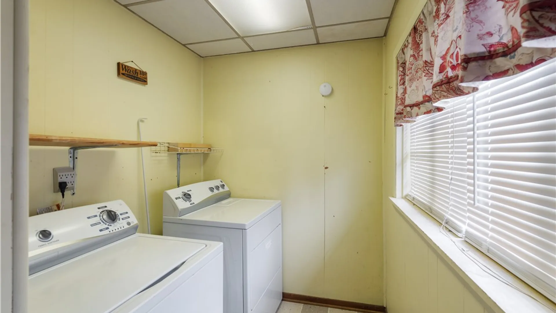 Property at 102 Liberty Street, Warsaw, NY 14569 26