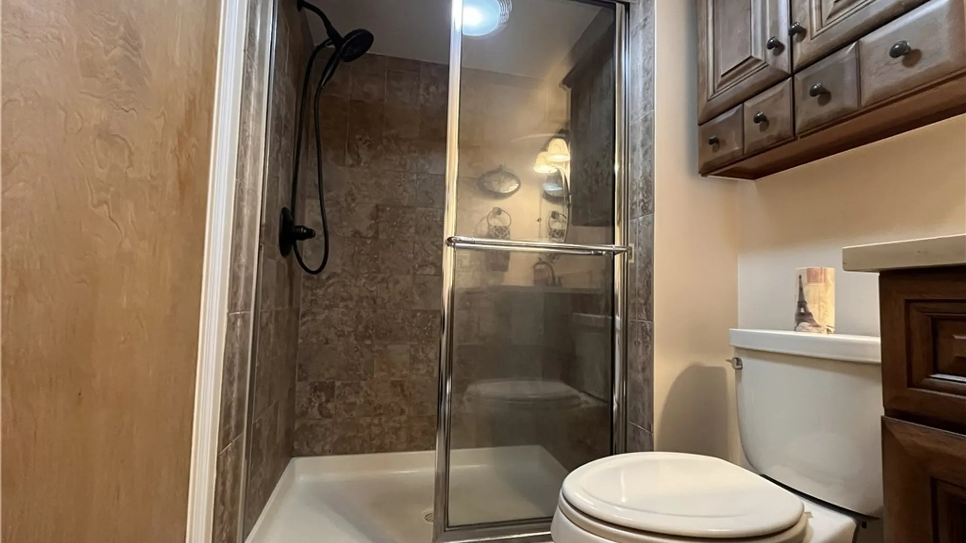 Property at 16 Parker Drive, Pittsford, NY 14534 21