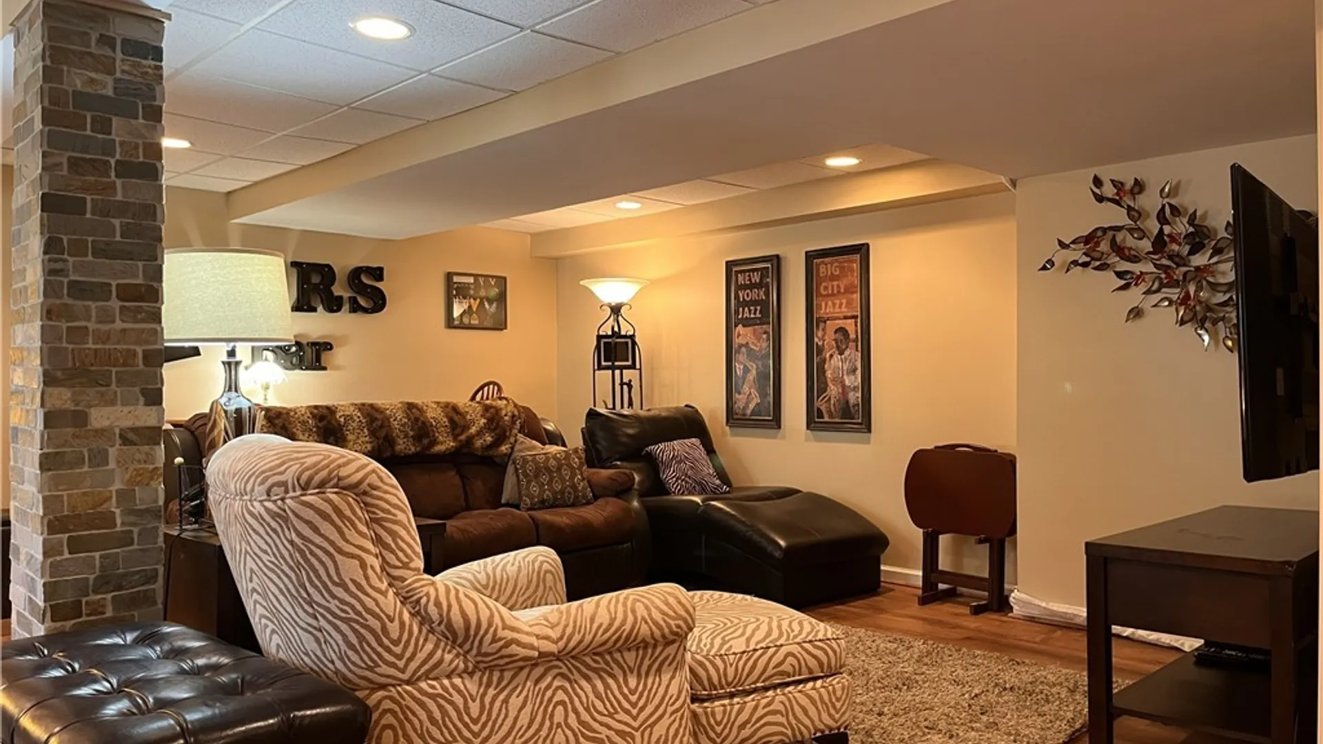 Property at 16 Parker Drive, Pittsford, NY 14534 36