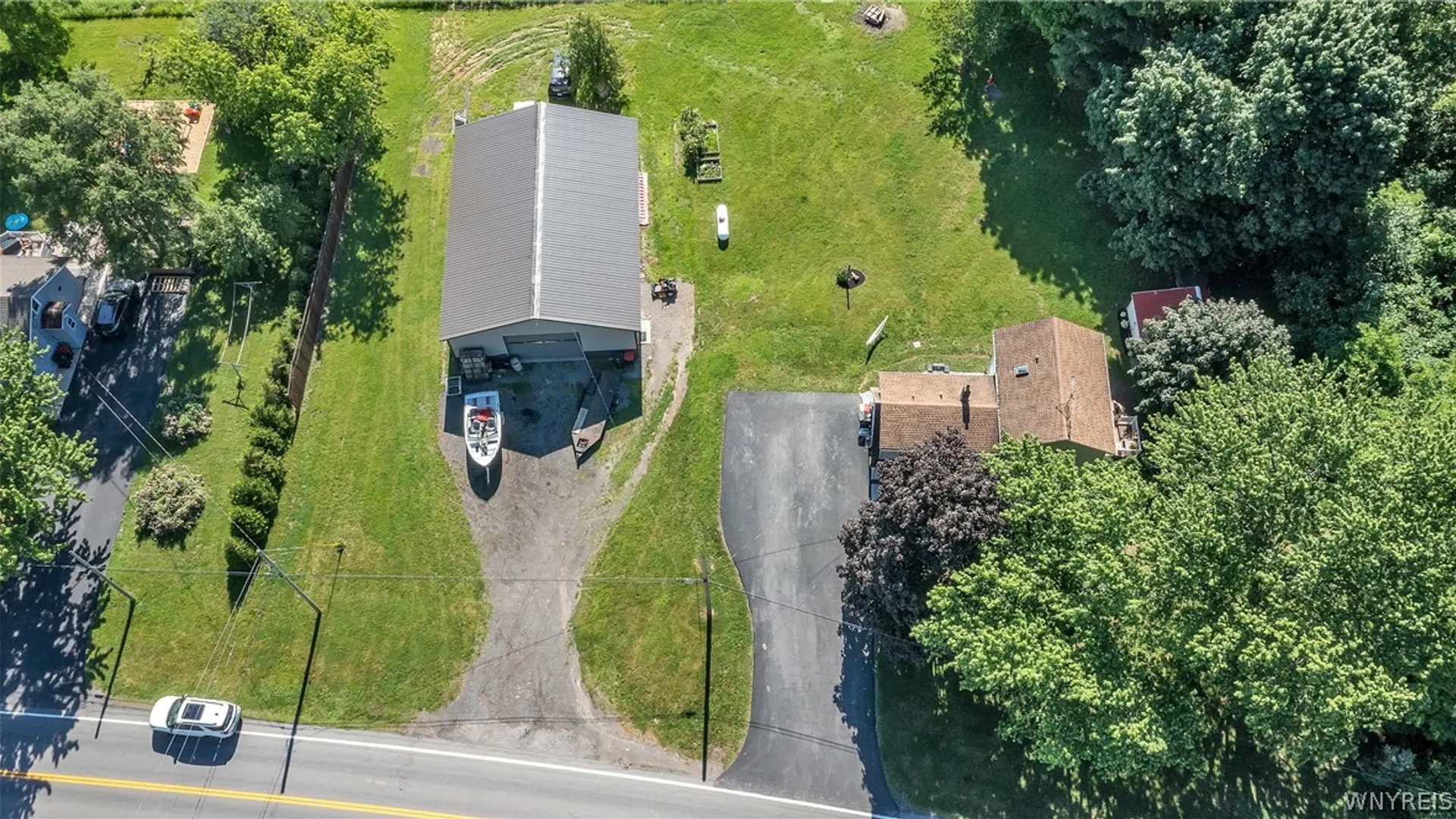 Property at 4877 Royalton Center Rd, Royalton, NY 14067 16