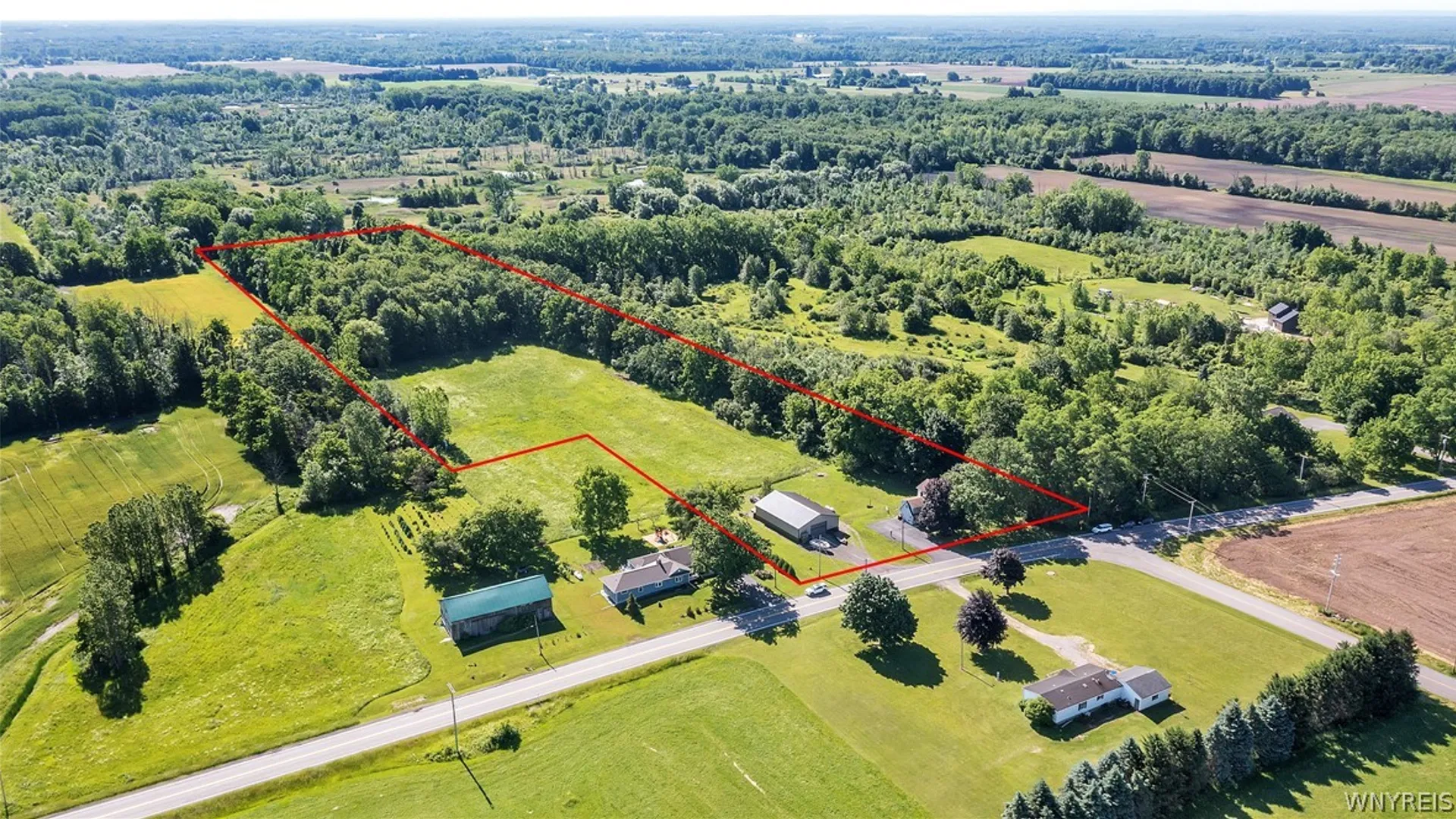 Property at 4877 Royalton Center Rd, Royalton, NY 14067 12